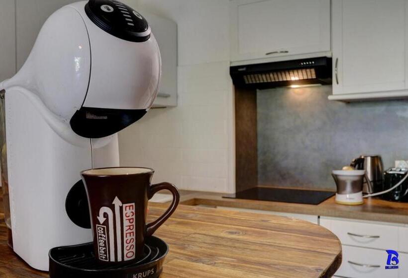 Appt Léo Avec Piscine Et Jardinet, 4 Personnes Situé à La Saline Les Bains