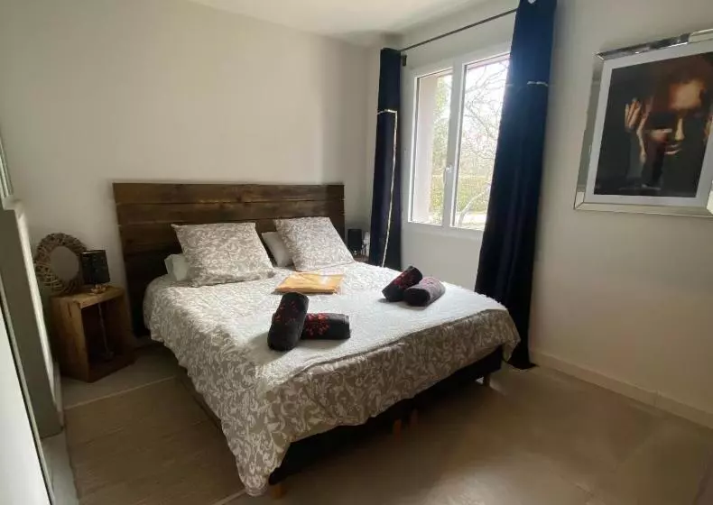 Gite Couleur Terre à 10mn De Gordes