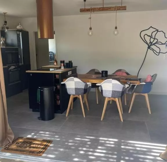 Gite Couleur Terre à 10mn De Gordes