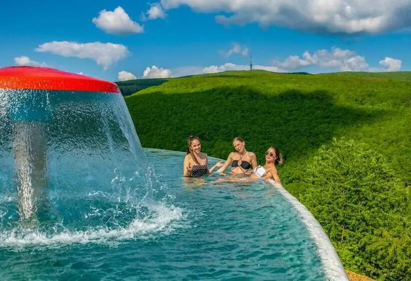 Hotelli ózon & Luxury Villas