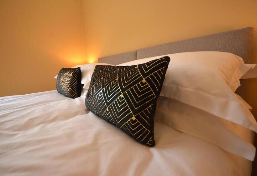 Luxurious Victorian Home By The Sea Myana House