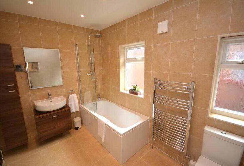 Luxurious Victorian Home By The Sea   Myana House