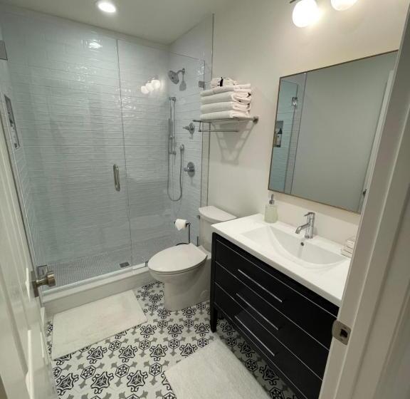 Luxury In Eastover... Close To Everything!