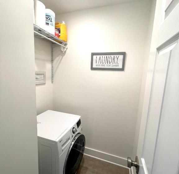 Luxury In Eastover... Close To Everything!