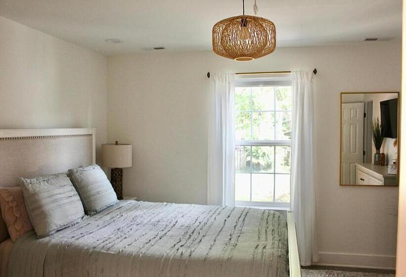 Luxury In Eastover... Close To Everything!