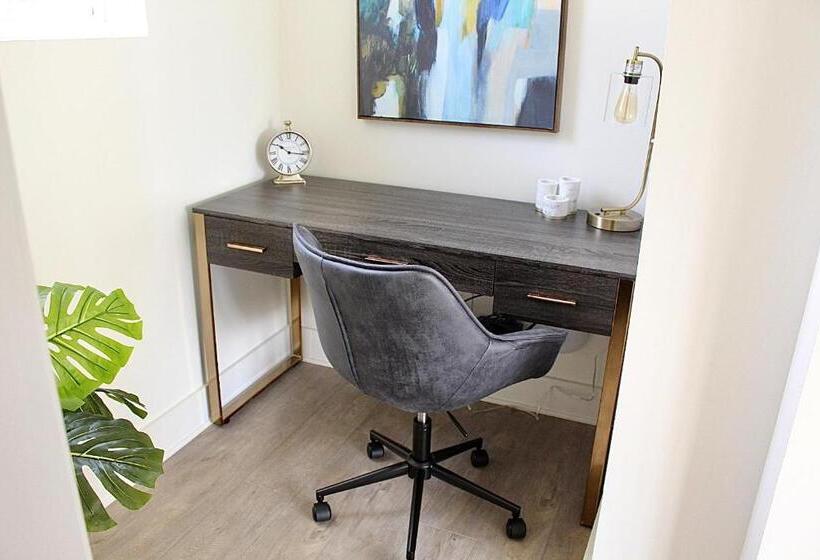 Luxury In Eastover... Close To Everything!