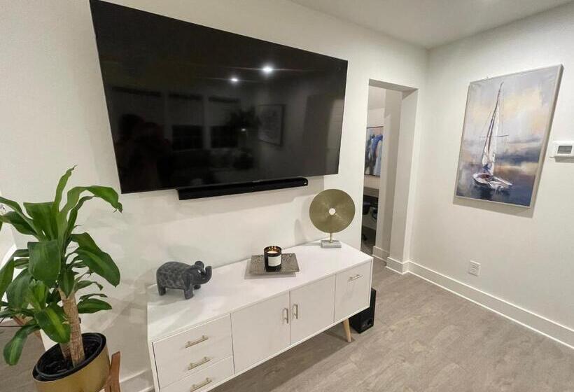 Luxury In Eastover... Close To Everything!