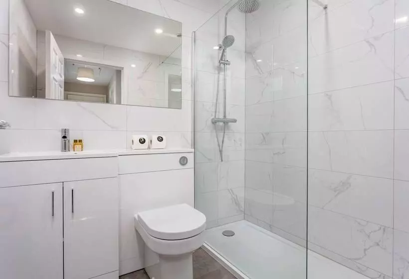 Marlborough Court   Donnini Apartments