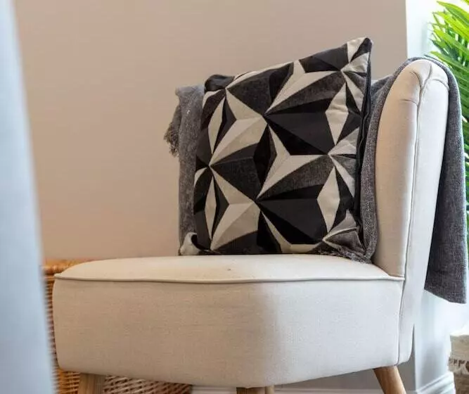 Marlborough Court   Donnini Apartments