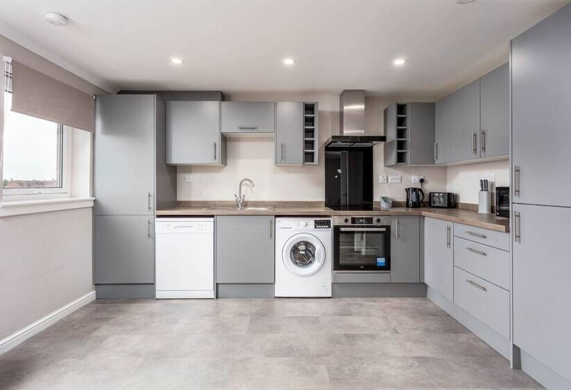 Marlborough Court   Donnini Apartments