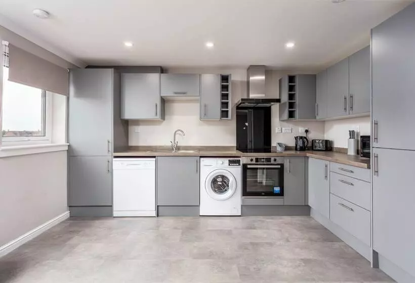 Marlborough Court   Donnini Apartments