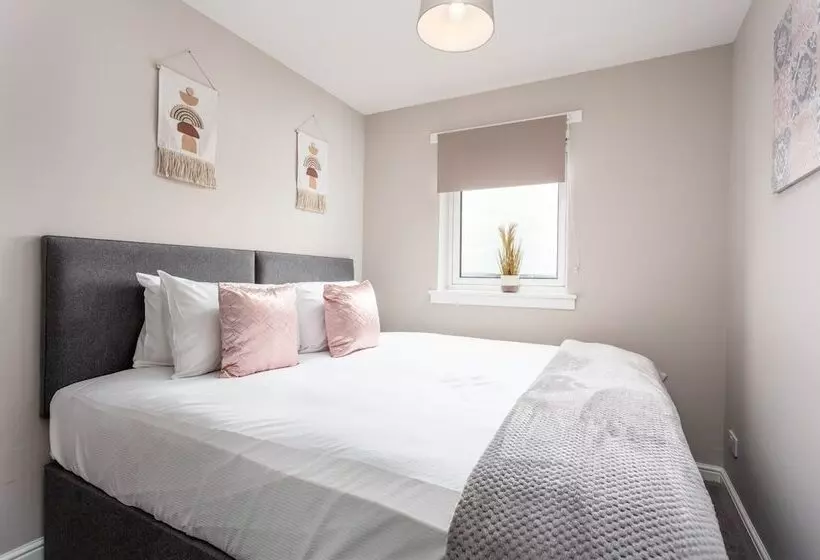 Marlborough Court   Donnini Apartments