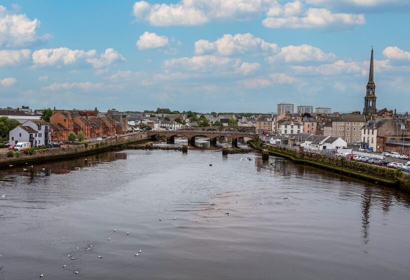 Marlborough Court   Donnini Apartments