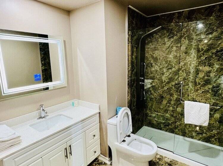 Motel Super 8 By Wyndham Niagara Falls On