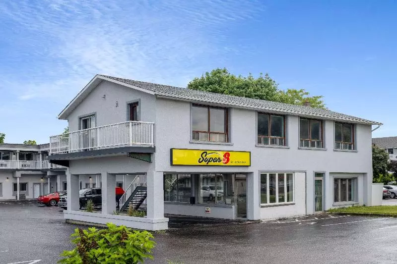Motelli Super 8 By Wyndham Niagara Falls On