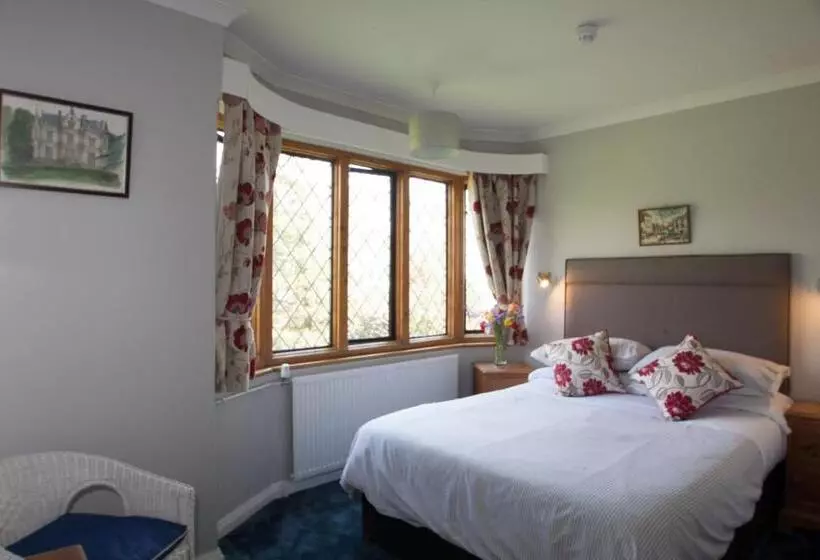 ペンション Fern Lodge Guesthouse