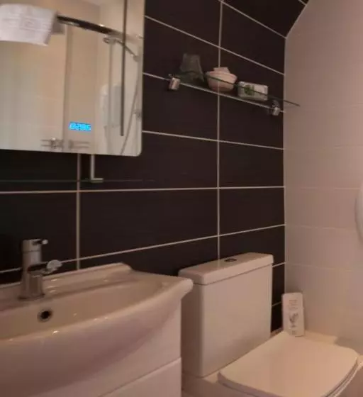 ペンション Fern Lodge Guesthouse