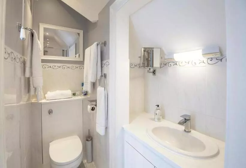 ペンション Fern Lodge Guesthouse