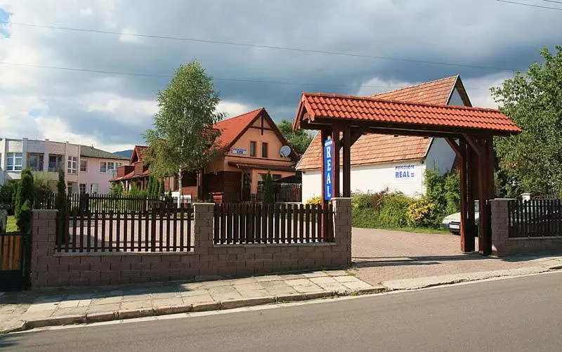 Majatalo Penzion Real