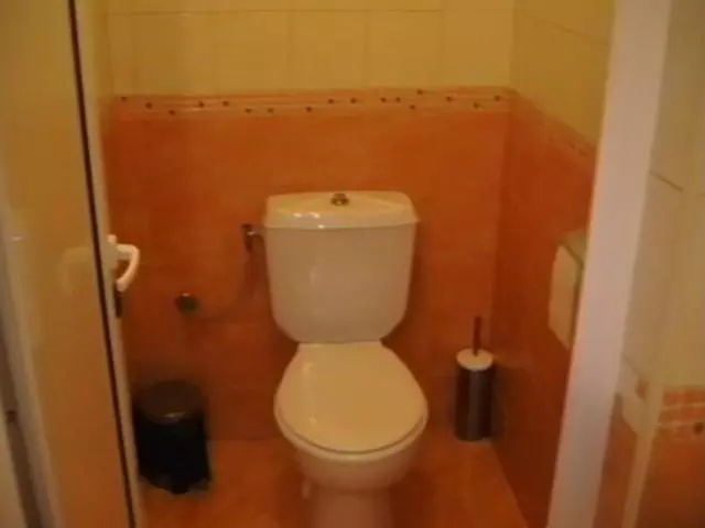 ペンション Rooms For Guests Bakhus