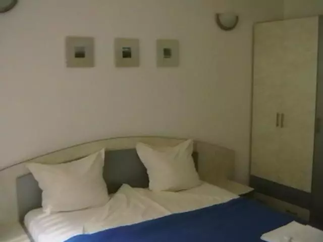 ペンション Rooms For Guests Bakhus