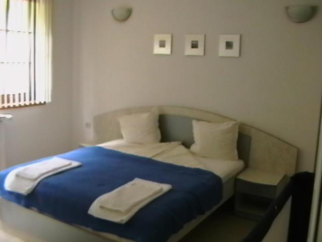 Пансион Rooms For Guests Bakhus