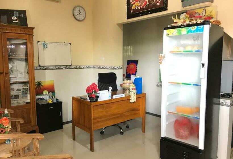 פנסיון They Oenk Gek Manik Homestay