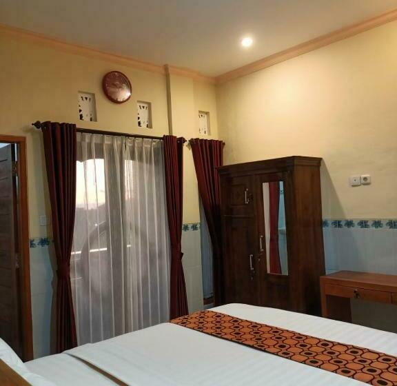 פנסיון They Oenk Gek Manik Homestay