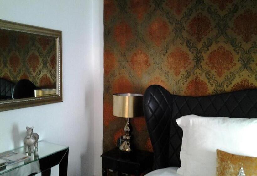 פנסיון Vila Siam   Adults Only Calm & Relax Retreat