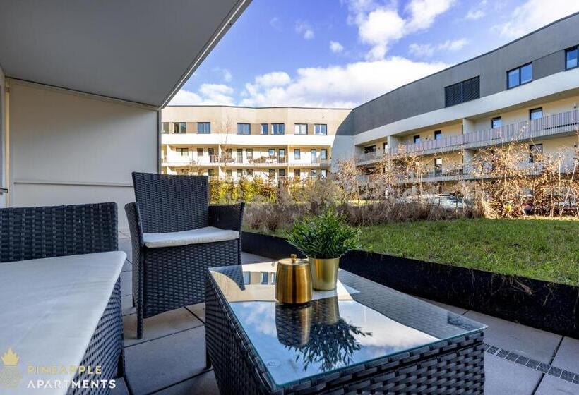 Pineapple Apartments Dresden Altstadt I   117 Qm   1x Free Parking