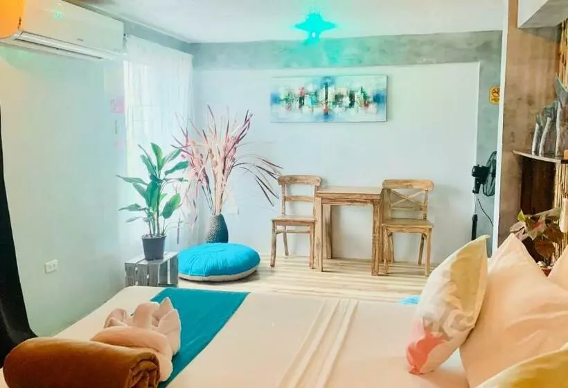 El Nido Family Room Of Hidden