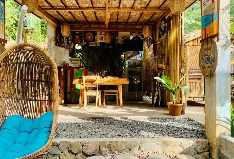 El Nido Family Room Of Hidden