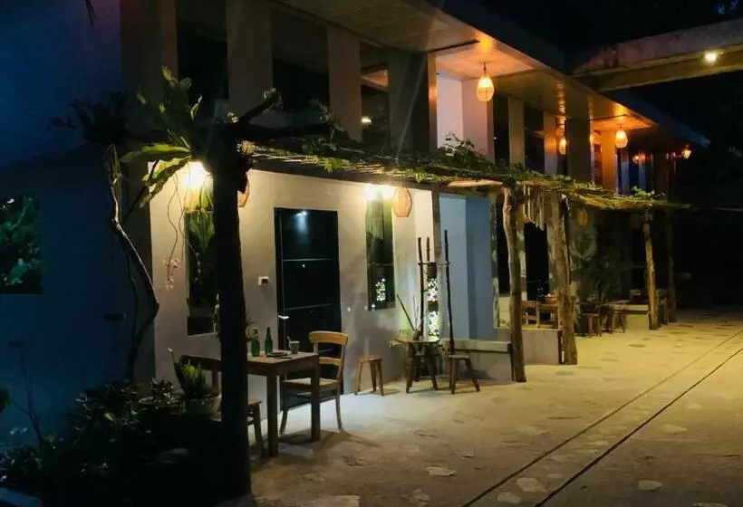 El Nido Family Room Of Hidden