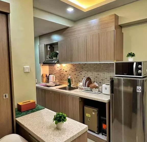 Cozy Condo In The City Center At Horizons 101