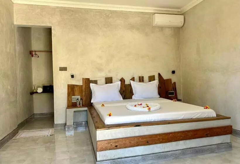 Jambo Beach Hotel Paje