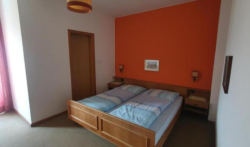 تختخواب و صبحانه Gasserhof Bozen