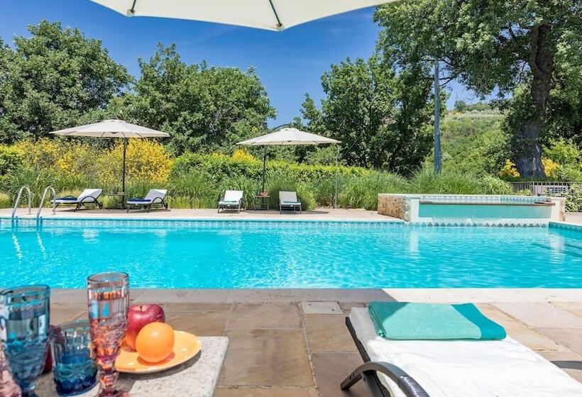 Casal Parro 6, Emma Villas