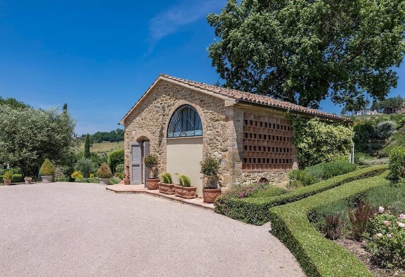 Casal Parro 6, Emma Villas