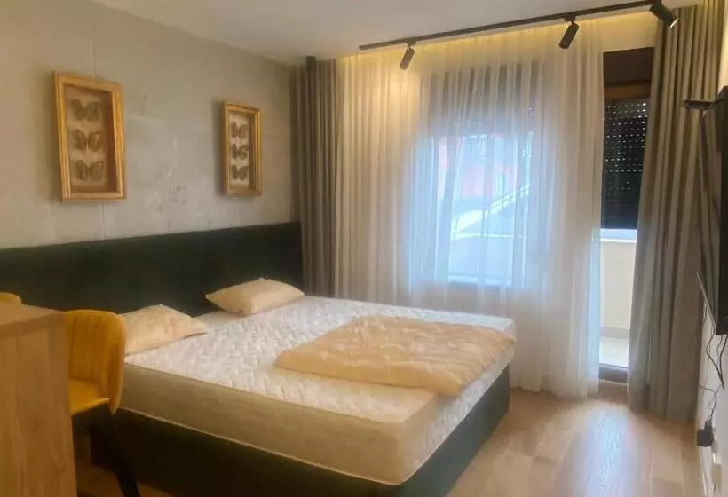 Gomax Apartman 4