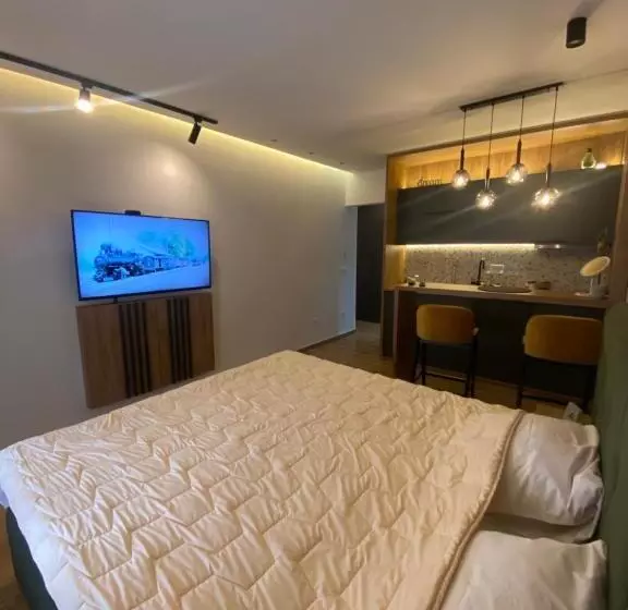 Gomax Apartman 4