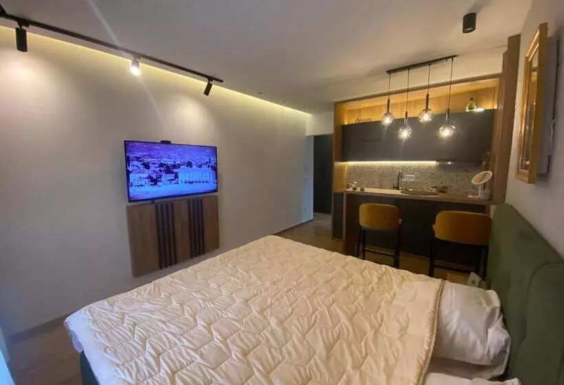 Gomax Apartman 4