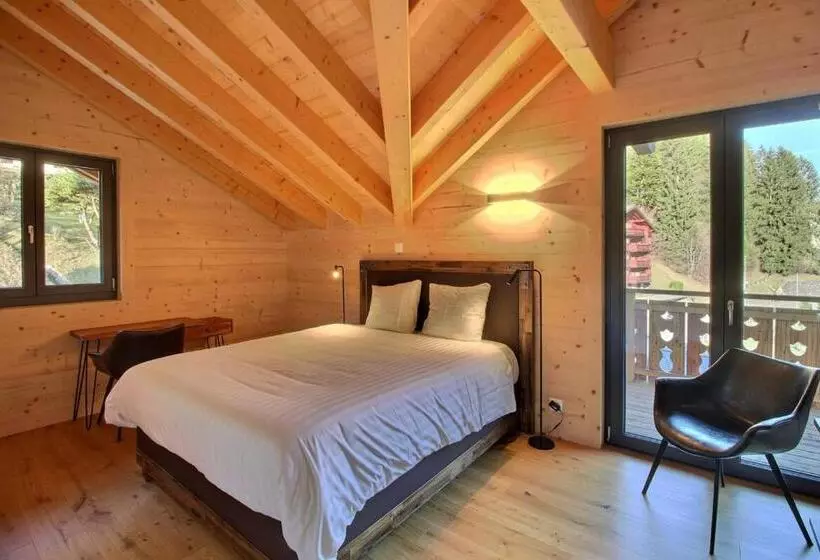 Source 24 Penthouse Spectacular View