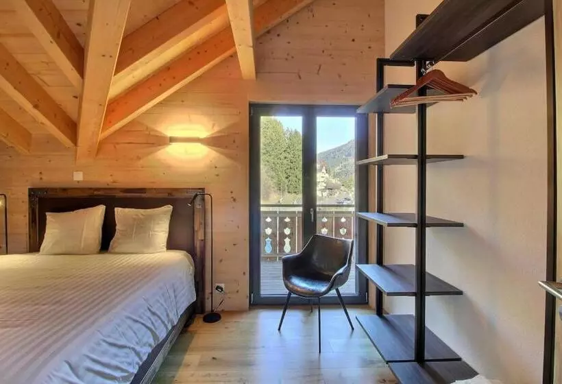 Source 24 Penthouse Spectacular View