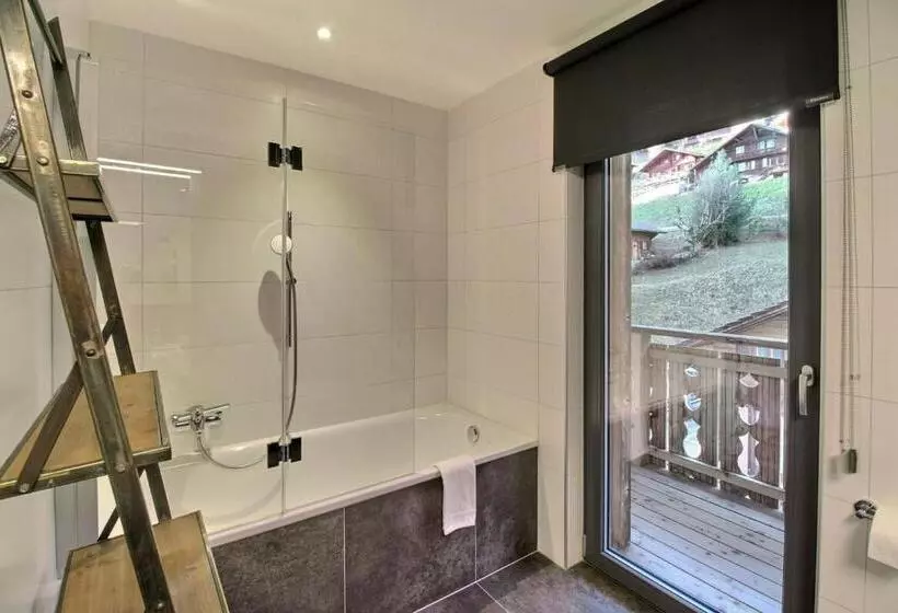 Source 24 Penthouse Spectacular View