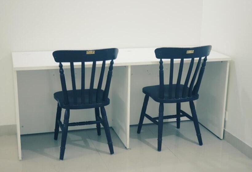 בית מלון כפרי The Green Path Eco