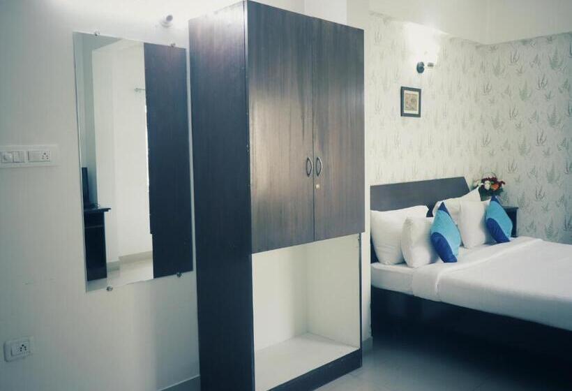 בית מלון כפרי The Green Path Eco