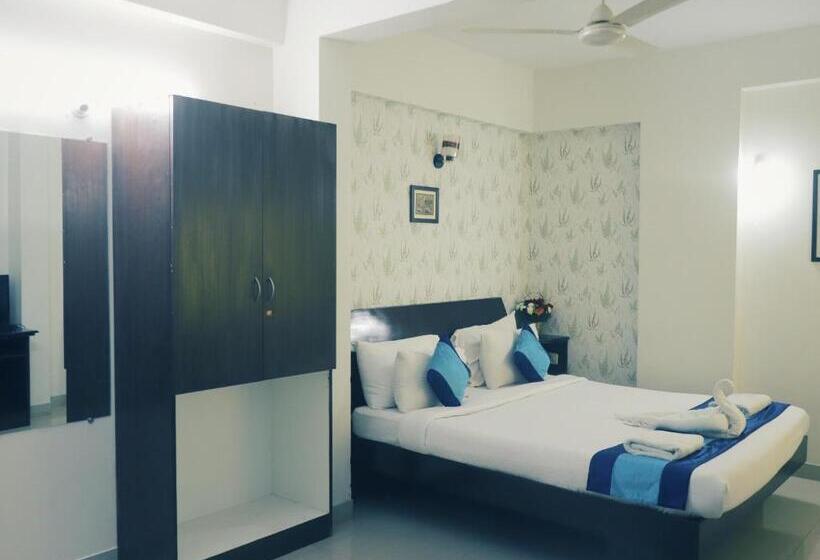 בית מלון כפרי The Green Path Eco