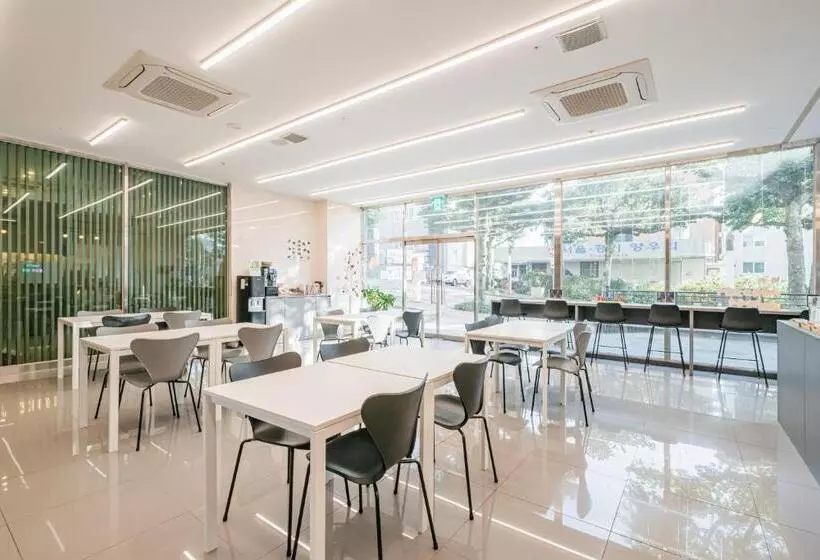 Hotelli Zinc