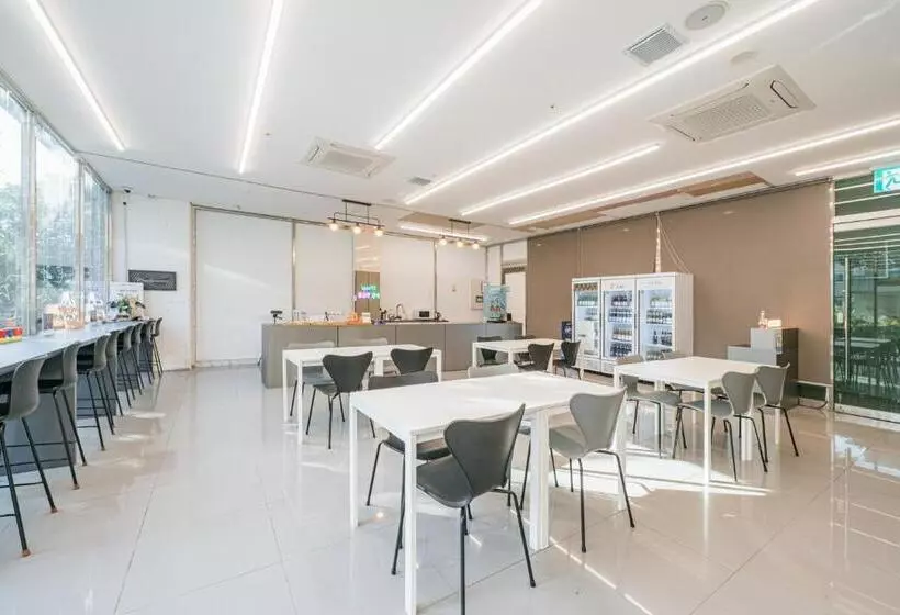 Hotelli Zinc