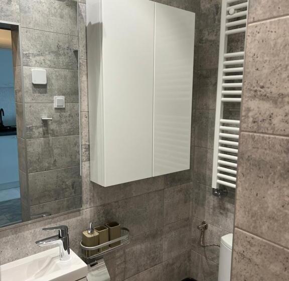 Marvelous 4 Room Penthouse Rooftop Terrace W14+w15